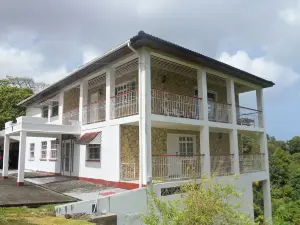 Rnm the Clubhouse, Grenada