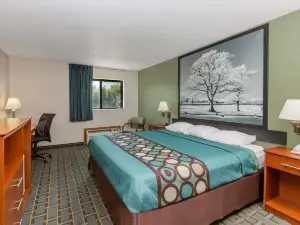 ซุปเปอร์ 8 บายวินด์แฮม ออสซีโอลา IA