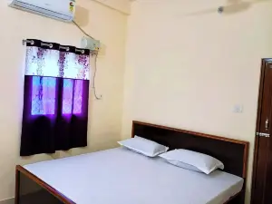 Hotel Ajaya Varanasi