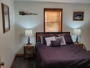 Former bar with games, multiple kitchens, 5 bedrooms, sleeps 14.