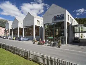 올 인 원 호텔 - 인 로지 / 스위스 로지