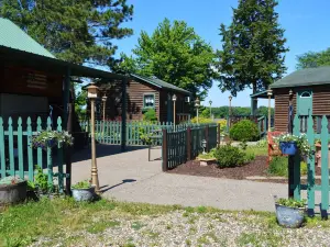Moon River Cabins