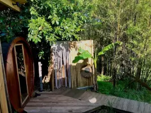 Lodge Dans Réserve au Bord du Lac, 35mn de la mer