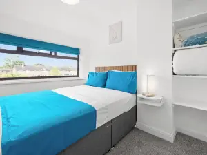 52 Furnival Road, Manchester