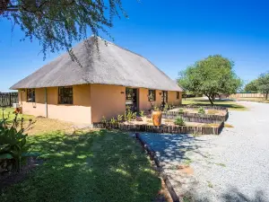 Kayova River Lodge