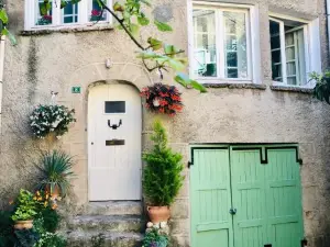 Penthouse Studio Privee Couple ou Famille- la Maison Searle a Tourtour