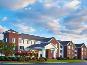 Holiday Inn Express & Suites Acme-Traverse City