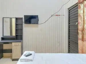 Icha Homestay Near Terminal Purabaya Madiun