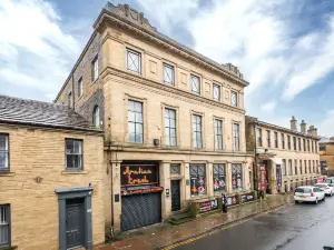 ReGina Lodge Bradford