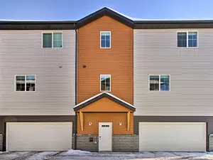 Modern Fargo Townhome in Central Location!