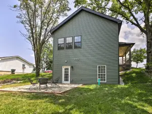 Bross Brother's Cabin w/ Wraparound Porch!