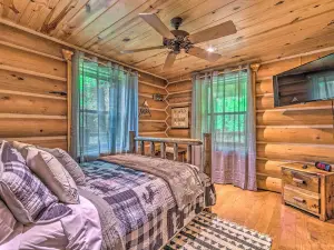 Private Dock & Slip: Lake Hamilton Hideaway!
