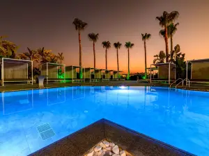 Tasia Maris Sands (Adults Only)