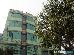 Hotel Queen