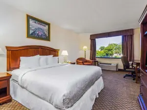 เดย์สอินน์ บายวินด์แฮม สนามบินโคลัมบัส