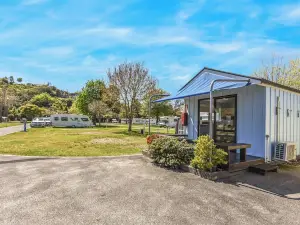 Kaiteriteri Reserve Cabins