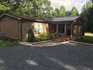 Luxury home getaway near Ballantyne