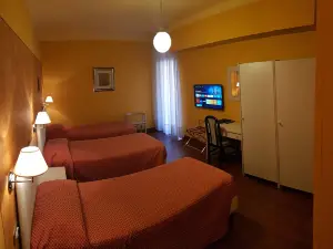 Hotel Diana
