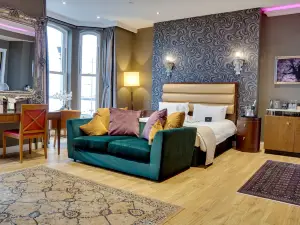 Halvard Hotel