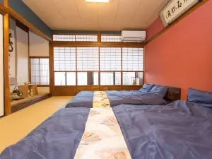 Guest House Kyorakuya Kinkakuji