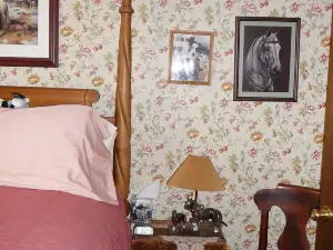Anchorage Farm B&B