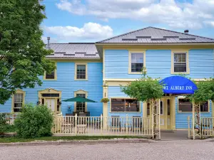 Port Albert Inn and Cottages