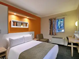 Road Lodge Germiston Lake