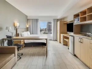 Fiesta Inn Monterrey la Fe