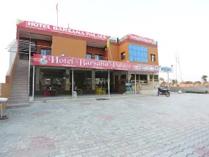 OYO 29517 Hotel Barsana Palace