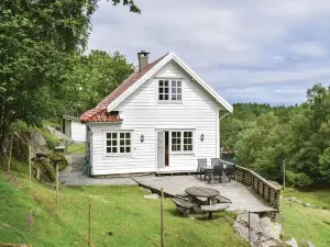 Amazing Home in Storebø with 5 Bedrooms and Wifi
