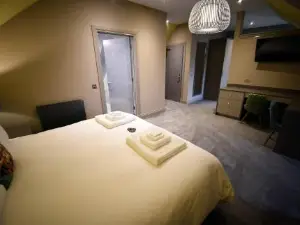 Taransay House, Small Hotel