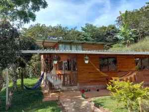 La Casa Del Bosque Via Saladito