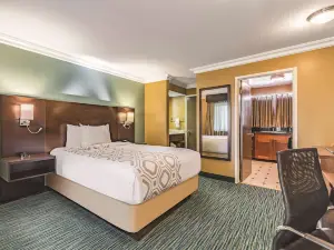 La Quinta Inn & Suites by Wyndham San Francisco Airport West