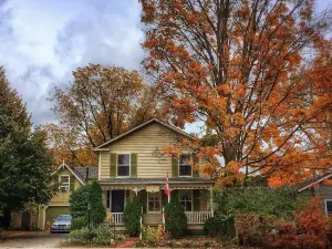 Dundas Glen Bed & Breakfast