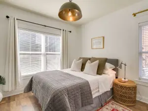 Walkable Lynchburg Condo w/ Private Balcony