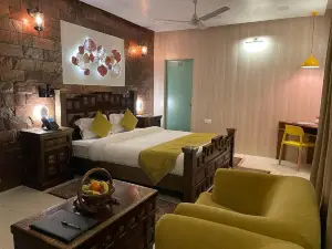 Yashmay Villa Club & Resort
