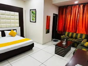 Sunshine Hotel