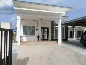 Hannan Homestay Kluang (Muslim Only)