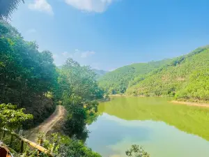Nhà Sàn Hill