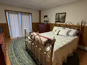 Tranquil Upstate NY Lake House