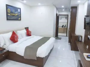 Hotel Om Regency
