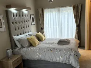 Edinburgh Lodge-Sleeps 6-Pet Friendly-Beach&Views