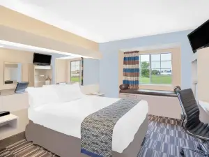 Microtel Inn & Suites by Wyndham Clear Lake