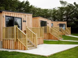 The Cabins - House of Juniper