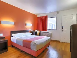 Super 8 by Wyndham Walnut Creek