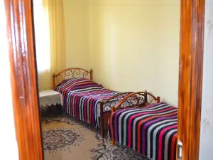 Serik & Geora Guesthouse