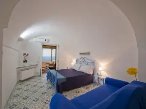Casa Sunset, Among the Stairs of Praiano