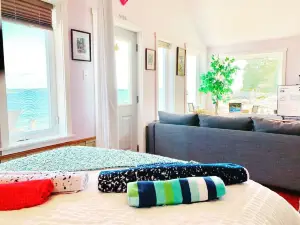 Beachfront Cottage on Beautiful St Margarets Bay - Ingramport, Nova Scotia