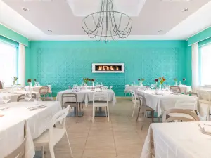 GG8 Hotel & Suite Spa