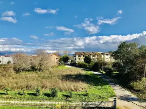 Studio in Banos Apartments with Shared Swimming Pool